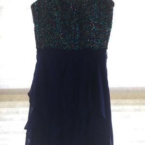 Hailey Logan dress blue sequence. Sz 1/2.